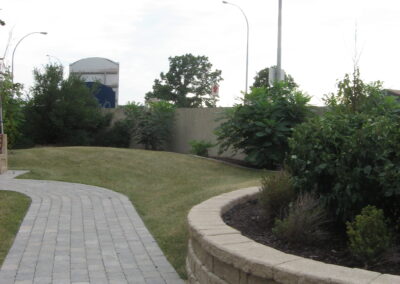 Retaining Wall & Paving Stone